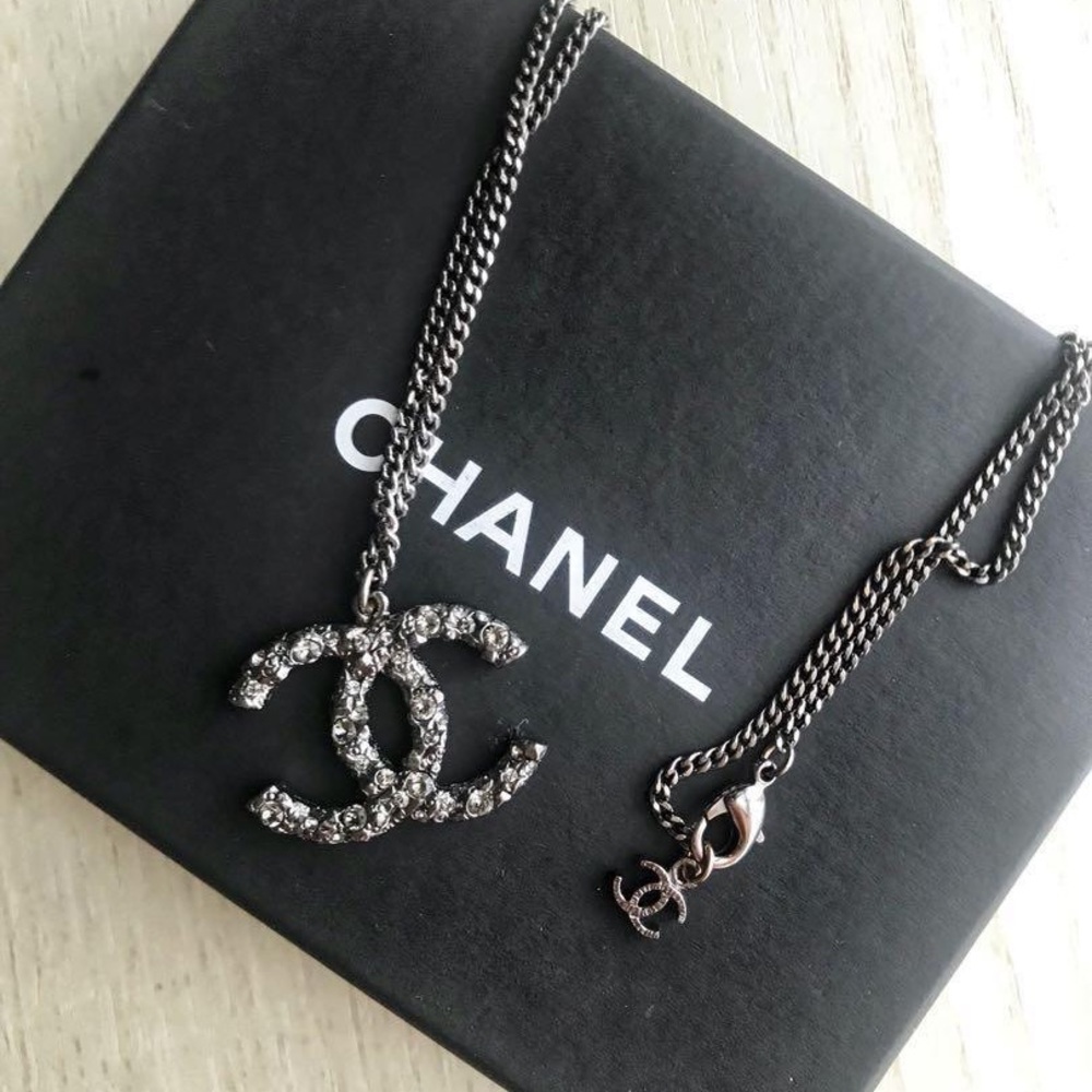 Authentic Chanel Necklace Adjustable